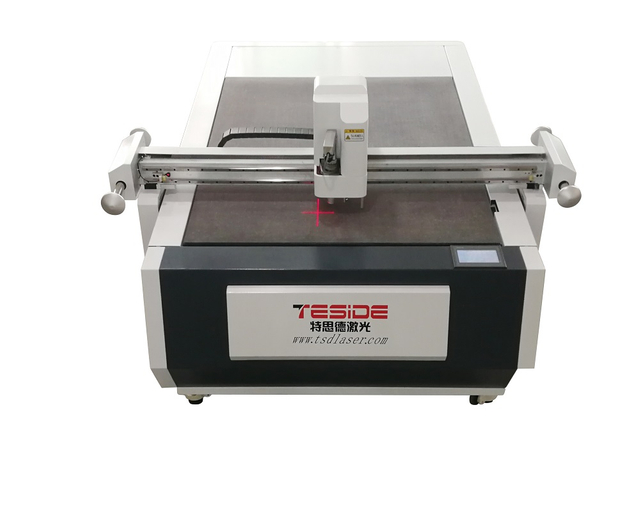 Планшетный цифровой станок для резки коробок для штампов TSD-HC2516